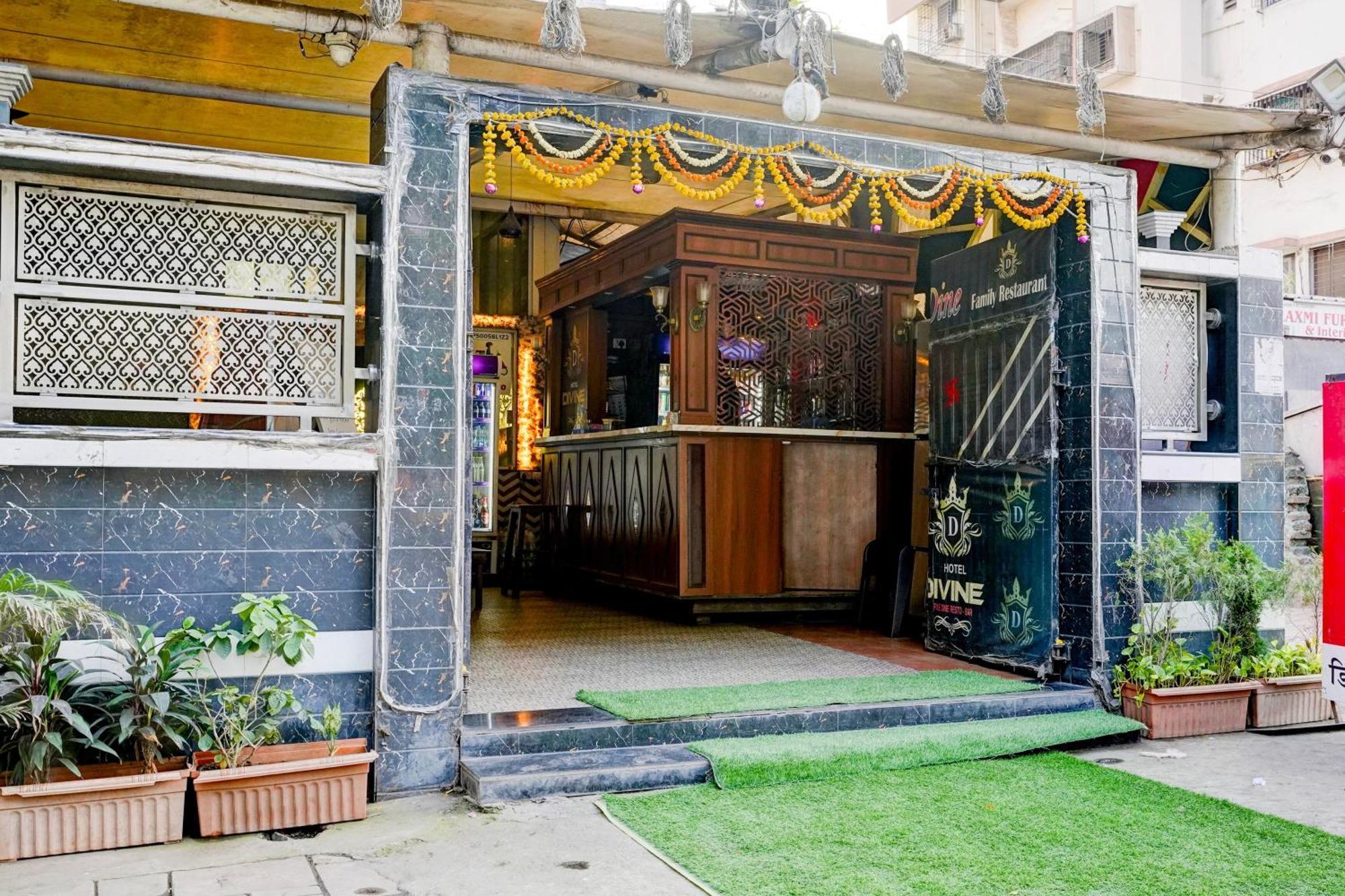 Super Hotel O Divine Fine Dine Lodging And Boarding Kalyan Exterior photo